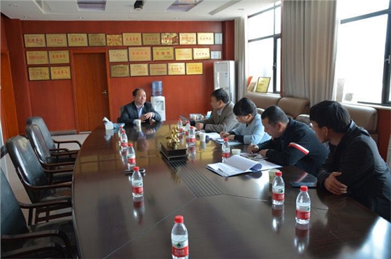 規(guī)劃局到嵩陽煤機指導(dǎo)工作