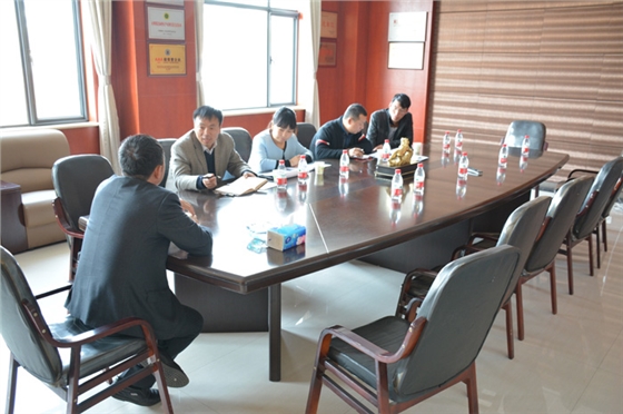 規(guī)劃局領(lǐng)導(dǎo)為嵩陽煤機排憂解難