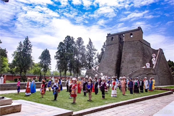 今天的告成觀星臺，一場火炬?zhèn)鬟f燃遍全國！