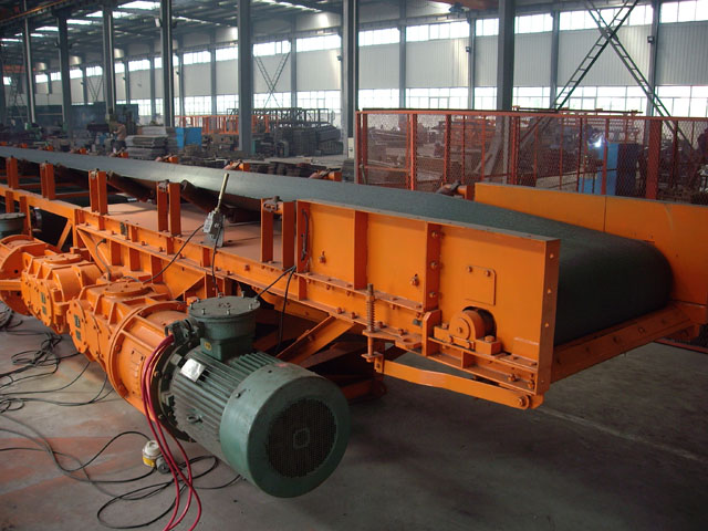 嵩陽煤機資深安裝人員解讀輸送帶的安裝調(diào)試