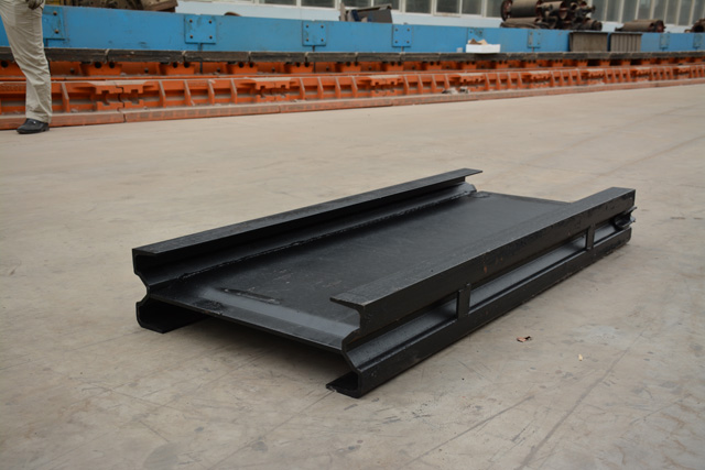 河南40T刮板機(jī)中部槽生產(chǎn)廠(chǎng)家|刮板機(jī)中部槽價(jià)格|嵩陽(yáng)煤機(jī)