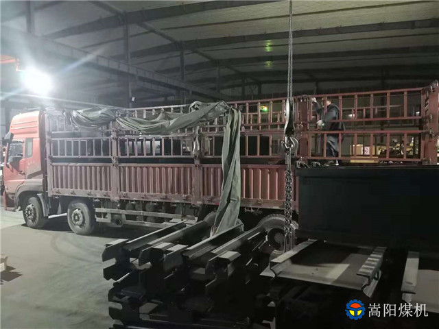 郟縣景煤、四川芙蓉煤礦、西寧煤礦等用戶訂購的皮帶機(jī)配件已發(fā)貨